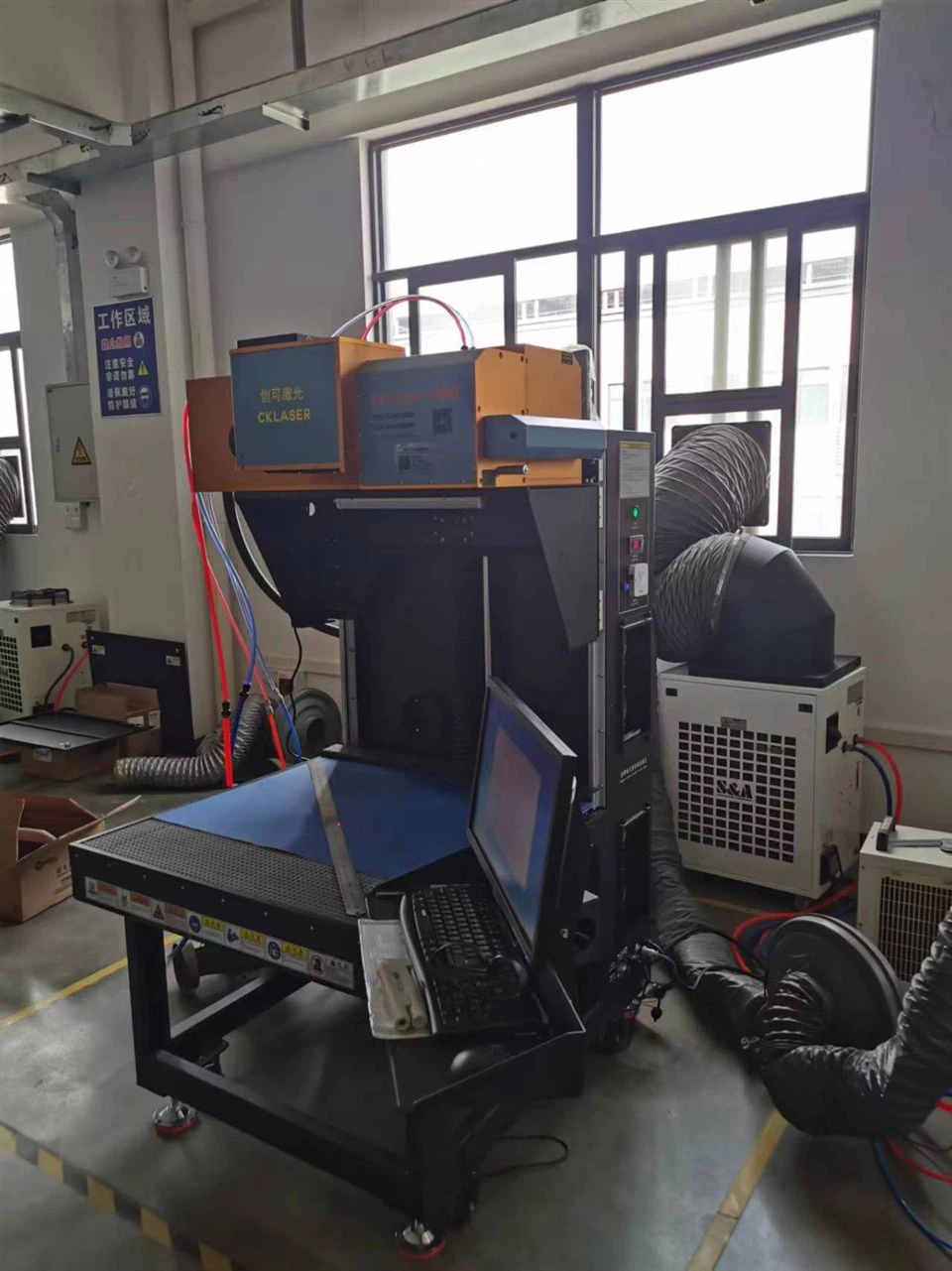 Super CO2 Laser Machine For Vinyl Label Stickers Cutting